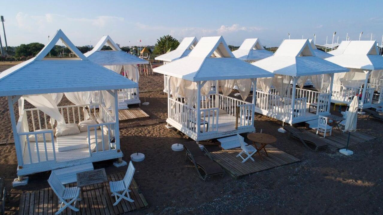 Lara Street Otel